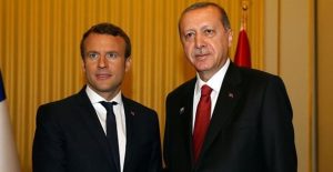 Macron: Görüşmede tutuklu gazeteciler konusunu ele alacağım