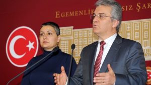Bülent Kuşoğlu: “Kriz kabul edilmeden program başarıya ulaşmaz”