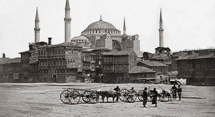 ANAYASA MAHKEMESİ’nden AYASOFYA CAMİİ’nin ibadete açılması talebine “yetkisizlikten” ret