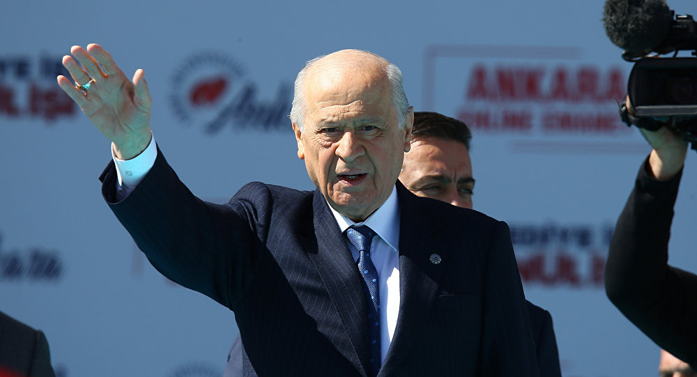 Bahçeli: Kılıçdaroğlu dokunulmazlık için müracaat etsin de alnını karışlayalım