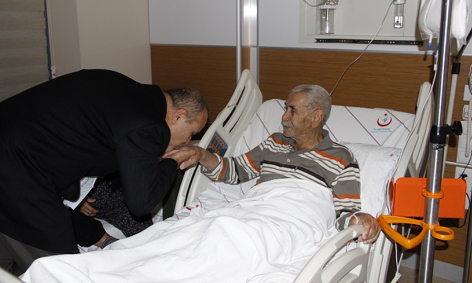 UZUNDEMİR; Bir milletin ataları ile gençleri arasındaki köprü ne kadar sağlam olursa, geleceği de o kadar güçlü olur