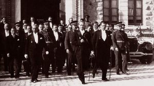 BAYRAMI KUTLANACAK BİR CUMHURİYET KALDI MI?