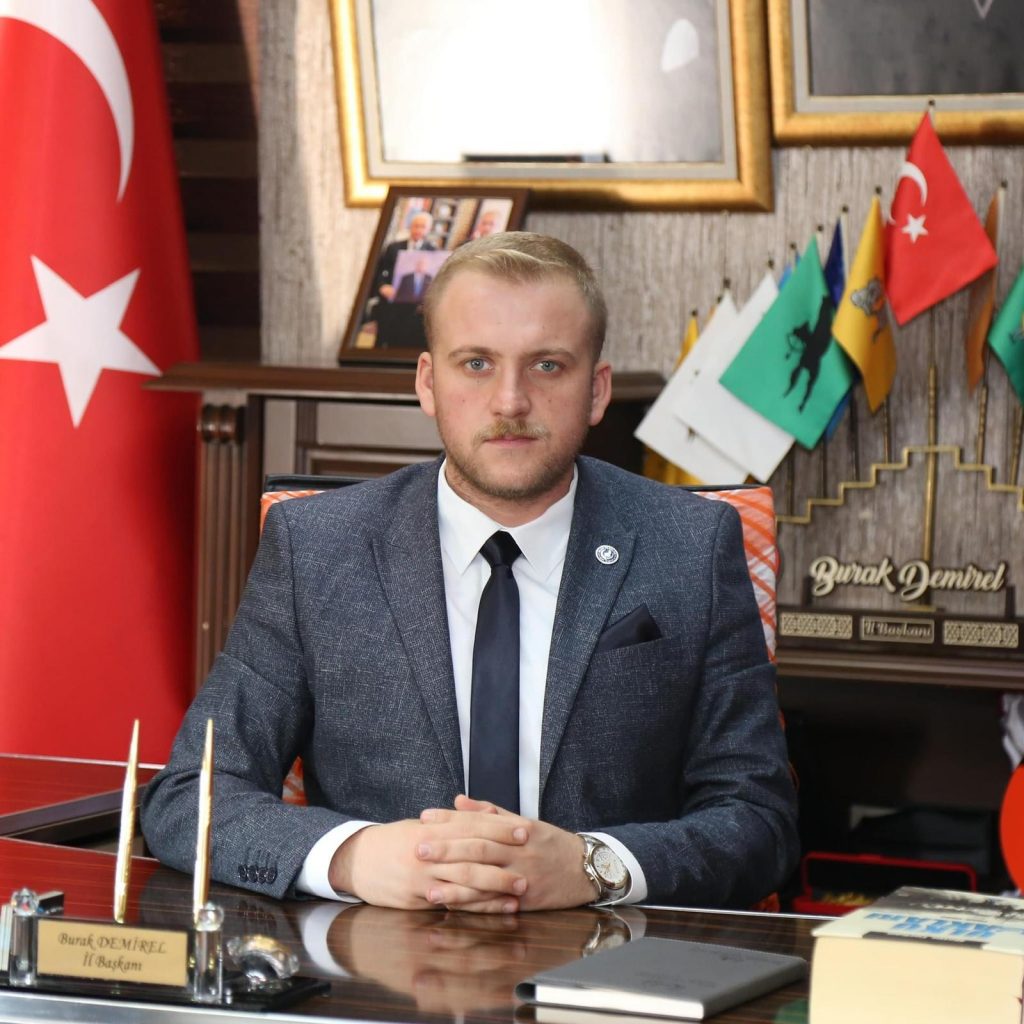 Ülkü Ocakları il Başkanı DEMİREL ‘den Yeni Yıl Mesajı