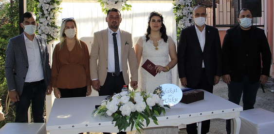 İFAKAT & UTKU ÇİFTİNE MUTLULUKLAR