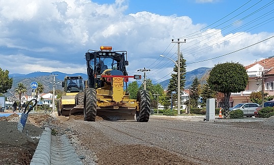 Sahil Bandında Parke Çalışması Başladı