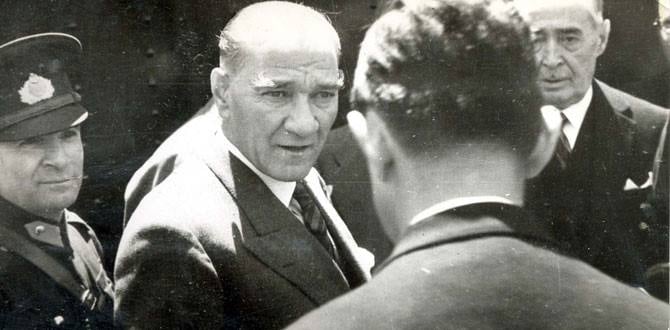 SAMSUN’DAKİ HEYKELE TAKILAN URGANA TAKILMA ÇOCUK!