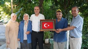 BAŞKAN UZUNDEMİR KIBRIS GAZİLERİNİ ZİYARET ETTİ