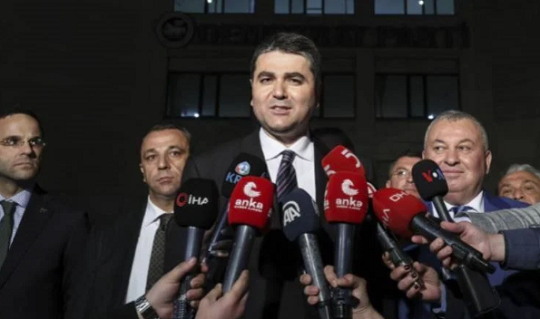 Kulisler hareketli… Demokrat Parti’den, AK Partili vekillerin partiye geçeceği iddialarına yanıt