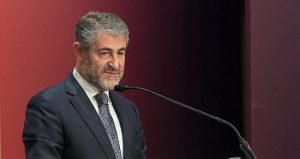 Bakan Nebati canlı yayında asgari ücrete yapılacak zammı açıkladı