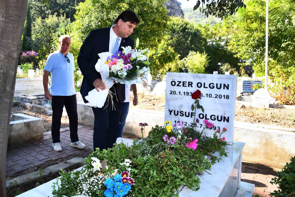 Fethiye Eski Belediye Başkanı Özer Olgun Mezarı Başında Anıldı