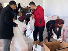 Fethiye’de deprem bölgesi için yardımlar toplanmaya devam ediliyor