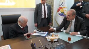 Devlet Bahçeli’den Alim Uzundemir’e Ziyaret!