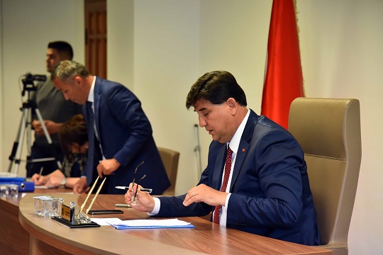 “Halkevlerinde çay 1 TL olmaya devam edecek”