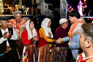 NİF YÖRÜK OYUNLARI ŞENLİĞİ YOĞUN KATILIMLA GERÇEKLEŞTİ