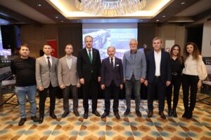 Bayrampaşa’da çatılar dönüşüyor