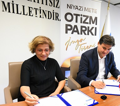 FETHİYE BELEDİYESİ’NDEN OTİZMLİ BİREYLER İÇİN ÖZEL MERKEZ OTİZM PARKI İÇİN İMZALAR ATILDI