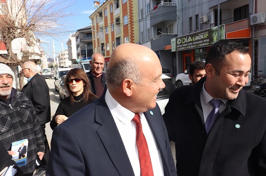 DALAMAN’IN İYİLERİ ESNAF İLE NEŞE İÇİNDE KUCAKLAŞMAYA DEVAM EDİYOR…