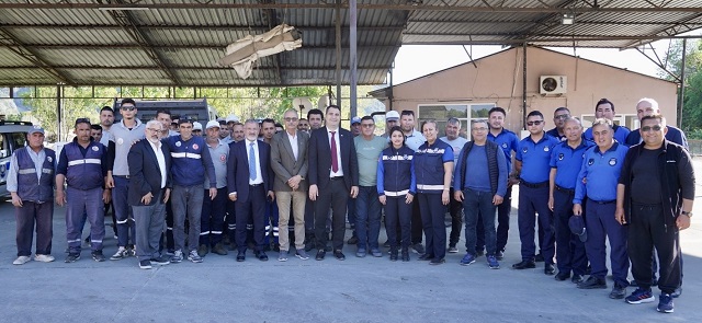 Ortaca Belediye Başkanı Evren Tezcan, ilk personel bayramlaşmasını gerçekleştirdi