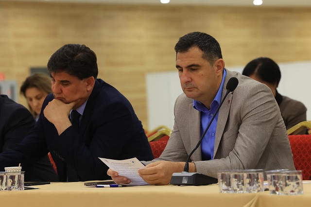 Ortaca Belediye Başkanı Evren Tezcan, Muğla Büyükşehir Belediyesi Meclisinin Mayıs ayı Meclis toplantısına katıldı