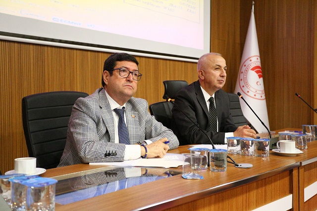 MUĞLA’DA TARIMSAL KURAKLIK İLE MÜCADELE İÇİN KRİZ MERKEZİ TOPLANTISI