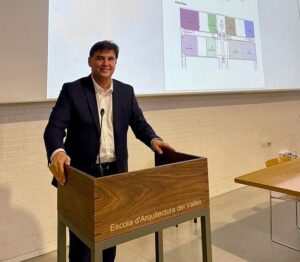 Başkan Karaca, İspanya’da “Sürdürülebilir Şehirler, Kültürler ve Zanaat” konferansına katıldı
