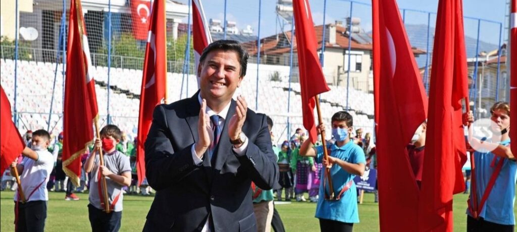 Alim Karaca’dan 30 Ağustos Zafer Bayramı kutlama mesajı