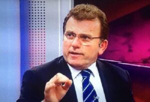 Vecdet ÖZ; “BUNLAR GİTSİN DE KİM GELİRSE GELSİN ANLAYIŞI YÜZÜNDEN BU HALDEYİZ!”