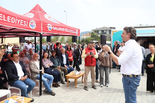 DALAMAN’DA ÜRETİCİLERE FİDE DESTEĞİ SAĞLANDI; DALAMAN’DA YENİ KURULAN SERADA ÜRETİCİLERE BÜYÜK DESTEK