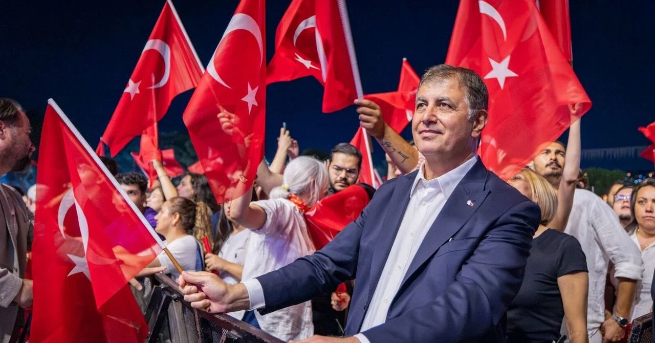 Cemil Tugay’dan 30 Ağustos mesajı: “Güneş, Cumhuriyet’in aydınlığıyla doğacak”