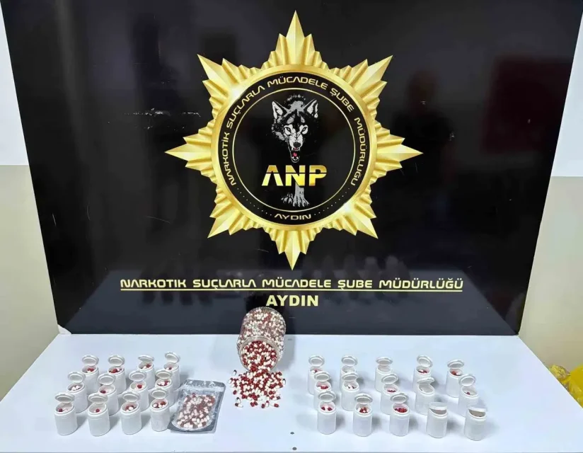 Efeler’de uyuşturucu operasyonu: 2 bin 456 sentetik ecza ele geçirildi