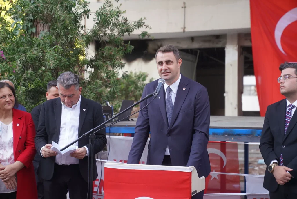 Seferihisar’da YENİ Parti İlçe Binası Törenle Açıldı